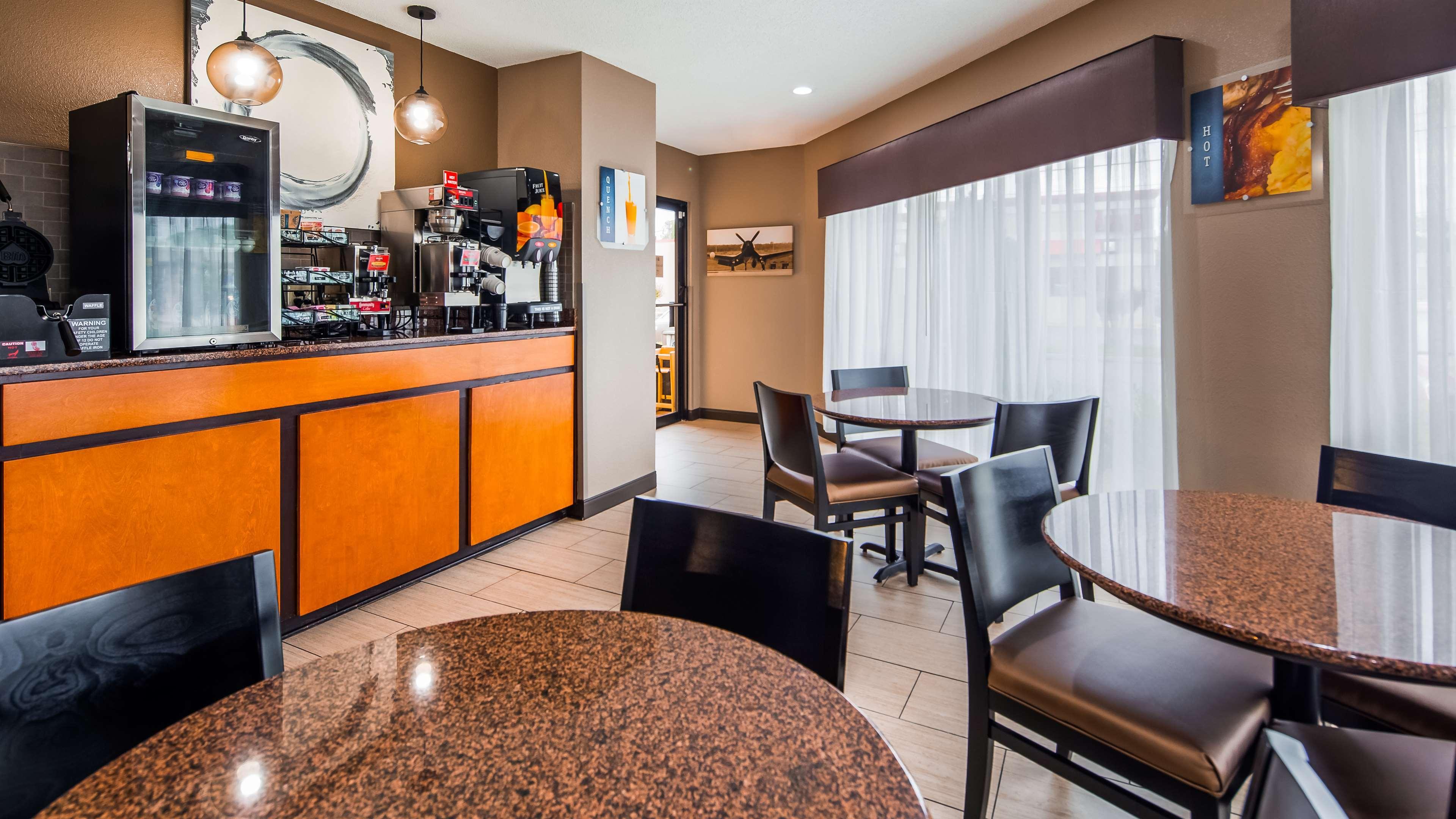 Best Western Airport Inn Pearl Eksteriør billede