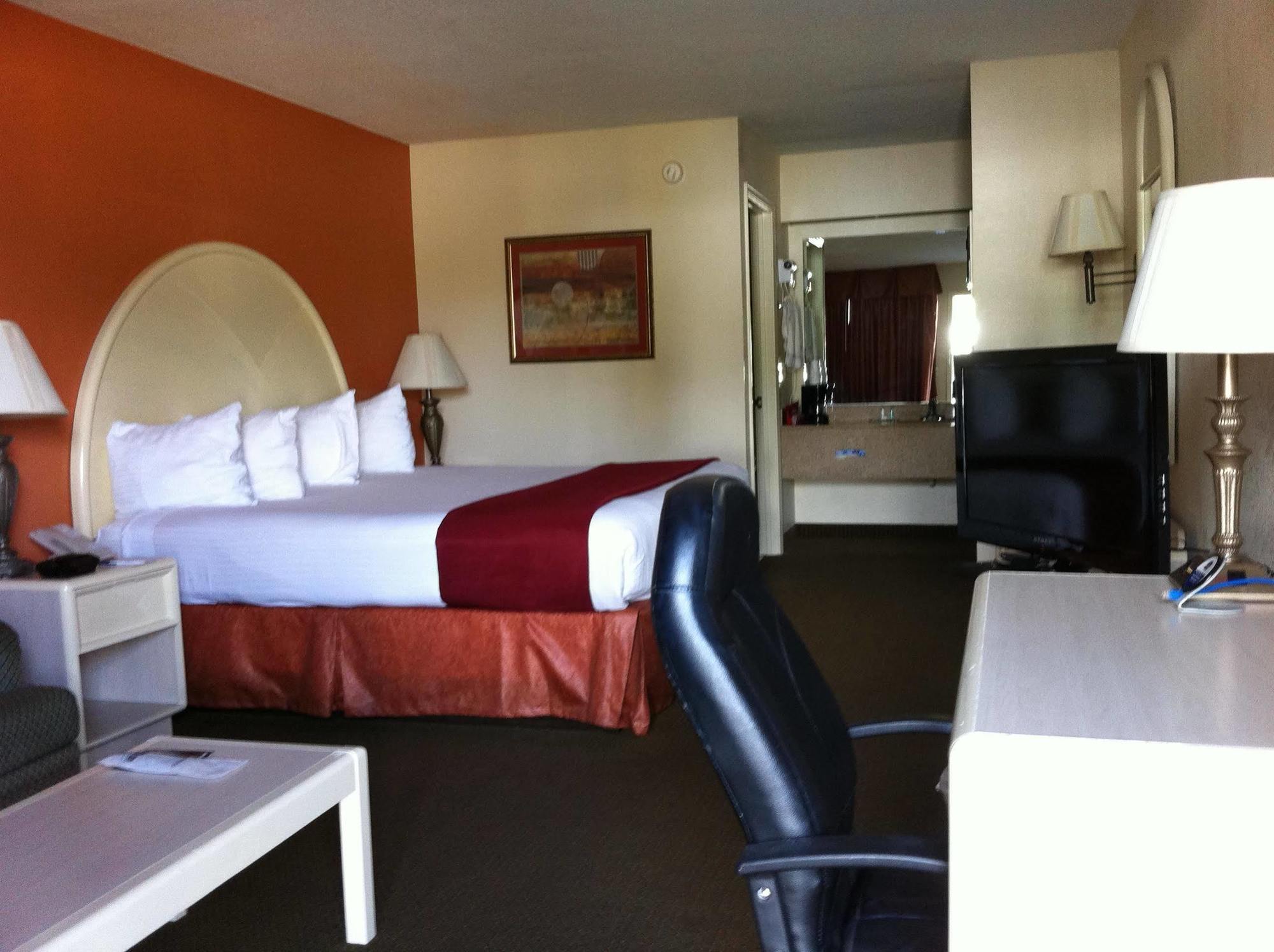 Best Western Airport Inn Pearl Eksteriør billede